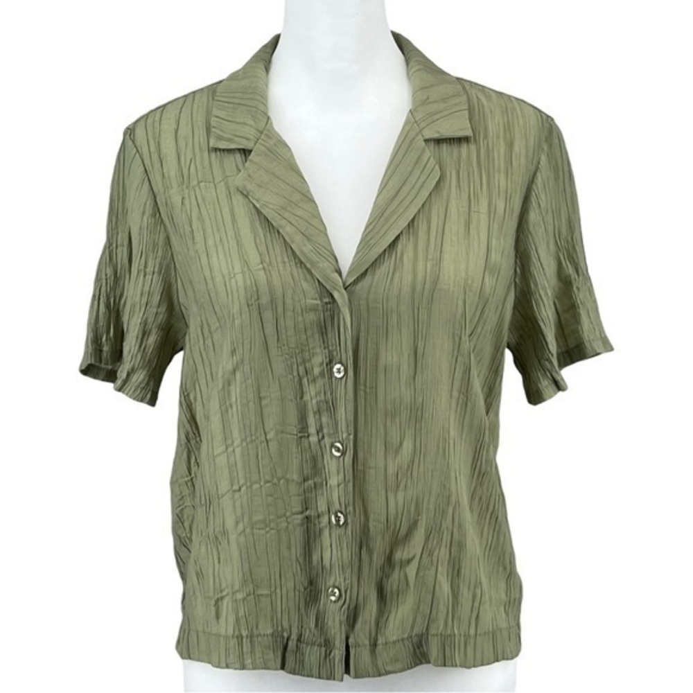 Rachel Zoe Women’s Short Sleeve Button Up Plissé Blouse Small Green